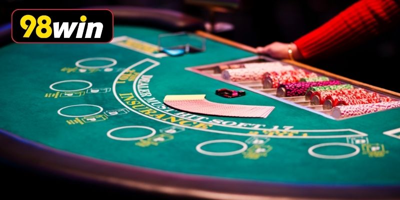 Bàn chơi Blackjack Perfect Pairs với cược phụ hấp dẫn